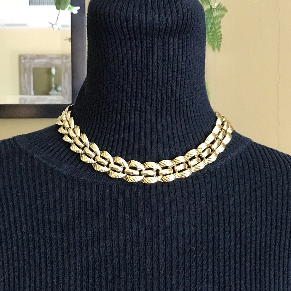 Vintage Monet necklace